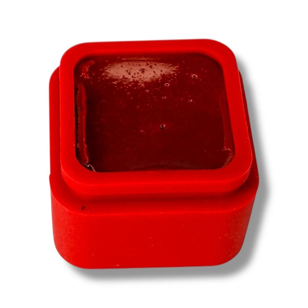 Sergio's Cola Fria Cold Glue with Container