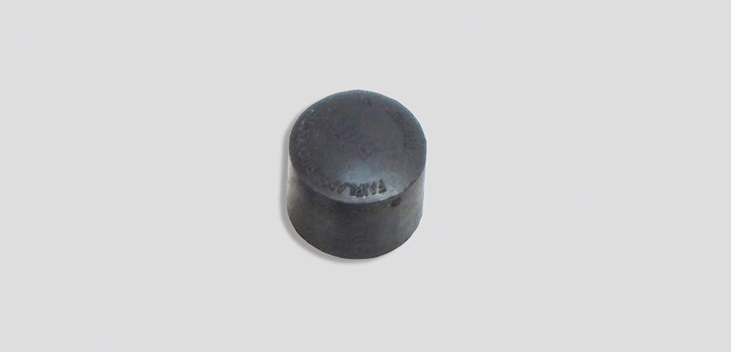 Large black neoprene softip screw-on cap - 3/4in, 10-32 thread